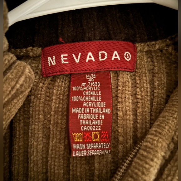 Nevada vintage zip-up sweater, size medium - Picture 3 of 3